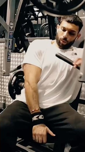 Solo Chest Session Incoming 👀 | Full Vid Dropping Soon #chestday