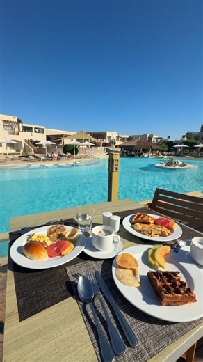 TUI on Instagram: "La vue qu’on veut tous au petit-déj ☕☀️ 📍Club Marmara Hurghada, Egypte"