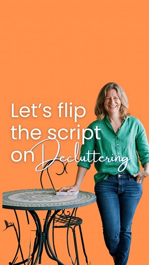 ✨ Feeling stuck in the decluttering process? Let’s flip the script! You might be telling yourself, “It’s too overwhelming,” but let’s challenge that thinking! Here are 3 common objections I hear, and how we can change that mindset to make decluttering easier (and even enjoyable!) 🌿✨ ❌ Objection 1: “I don’t have the time.” ✅ Flip It: “I’ll pick one song and do as much as I can in that time.” 👉 Start with just 5 minutes a day! You’ll be amazed at what you can accomplish in a short burst of focus