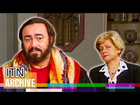 Luciano Pavarotti Refuses to Sing for Wife Adua in Uncut Interview (1992)