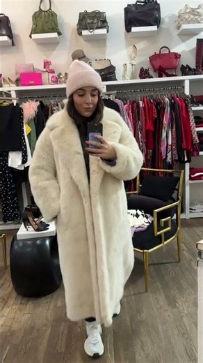 I Found the BEST Luxury Consignment Stores in NYC Designer Deals Everywhere