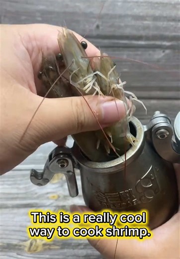 Easy shrimp cooking in a pressure cooker😋🦐#popcorn #pressurecooker