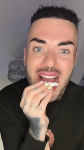 7 comments | Iwan wanted the perfect hollywood white smile, so he chose our BL1 Classic clip-in veneers! BL1 is our brightest shade and the choice for anyone looking for an unmissable, attention-grabbing Hollywood smile. Why choose instasmile? ✨ The most affordable custom-made smile on the market ✨ No Appointments or Dentist visits needed ✨ Scientifically tested for Durability & Stain Resistance Shop our summer sale now! https://bit.ly/instasmileSummerSale | instasmile | Facebook