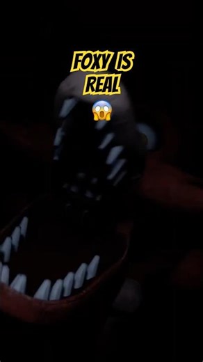 #FNAF Foxy Is Real, And Foxy Is Scary 😱