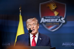 Trump goes off about interpreter in front of Latin American leaders in Doral