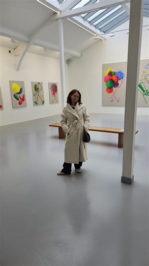 Rachel on Instagram: "Simple airplane makeup will always be a part of the travel routine #travel #travelroutine #travelling #skincare"