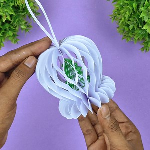 Homemade Christmas decoration item out of paper ❄🌲 Hanging Christmas tree ornaments make it together 🌲🎄 #fblifestyle #Xmas2025 #Christmasdecor #Seasonaldecor | DIY And Paper Crafts