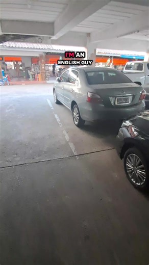 What is a English guys day like dating a thai girl