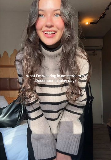 Winter Outfit Inspiration in Amsterdam: Travel Style Tips