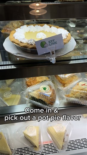 3.9K views · 45 reactions | 不✨ Craving something savory and delicious? Our Spinach Pot Pie is packed with spinach, feta, goat cheese, and mozzarella, all tucked inside our golden, flaky crust. | Achatz Handmade Pie Co. | Facebook