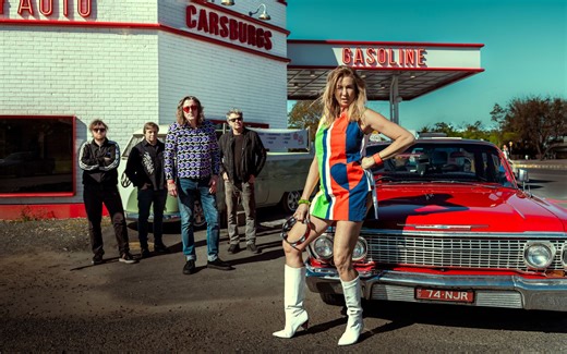 Murray (and The Movers) are offering a free Soul Movers CD or vinyl with every ticket sold