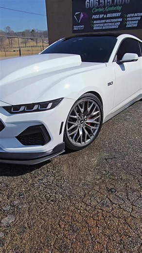 We wrapped this Mustang’s roof in gloss black 🔥 Simple change… BIG difference. But let’s settle it in the comments 👇 ⬛ Black roof = meaner? ⬜ Stock color = cleaner? Type BLACK or STOCK 👇 #CrumplersShineShack #MustangTok #RoofWrap #CarTransformation #ShineShackFamily