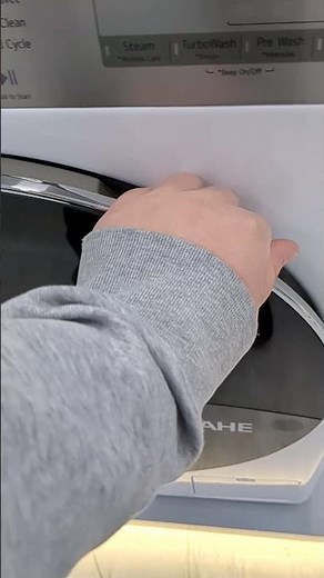 LG AIDD ThinQ 13kg Turbowash washing machine quick overview
