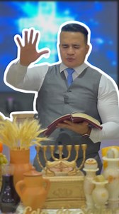 6.7K reactions · 1.3K comments | AINDA QUE EU ANDE PELO VALE DA SOMBRA DA MORTE, NÃO TEMEREI MAL NENHUM, PORQUE TU ESTÁS COMIGO.” ️ Salmos 23:4 Pr. Paulo Roberto ✍ #jesus #deus #fé #biblia #evangelho | Pr.Paulo Roberto | Facebook