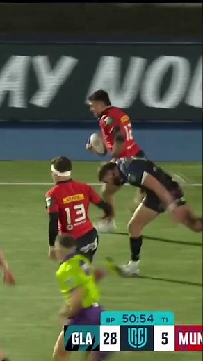 Dan Kelly scores a stunner 🔥