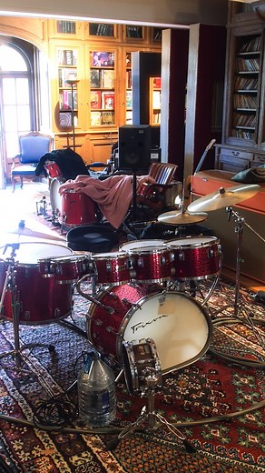 110 reactions | Here’s a track mixed using the sounds from The Drum Factory SDX… backed up by some footage from the session with Sylvia Massy! More on our site! https://www.toontrack.com/product/the-drum-factory-sdx/ | Toontrack | Facebook