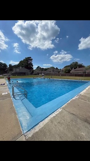 LET’S SWIM: BILL COCKRELL SWIMMING POOL IS NOW BACK OPEN AFTER BEING CLOSED MANY YEARS. The City of Shreveport and Shreveport Public Assembly & Recreation (SPAR) are excited to welcomeswimmers back to the Bill Cockrell pool, which has reopened after being closed for the past few years.This beloved community pool is ready to serve residents once again, alongside Southern Hills, DavidRaines, Airport Park, and Querbes pools, all of which are open to visitors this summer.Mayor Tom Arceneaux expresse