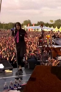 648K views · 22K reactions | Dani California (Live At Pinkpop 2006) | Red Hot ChiliPeppers/ Lost in Ethiopia | Facebook