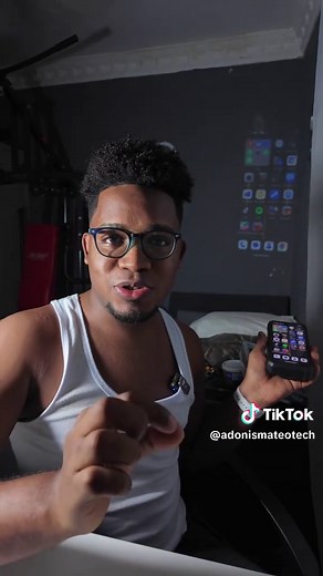 Proyector móvil en Oukitel WP100 Titan