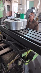 5.4K views · 104 reactions | Opening up a slot using a conventional milling machine #machining #manufacturing | مصنع الجندى للصناعات المتطورة-El Gendy for Advanced Industries | Facebook