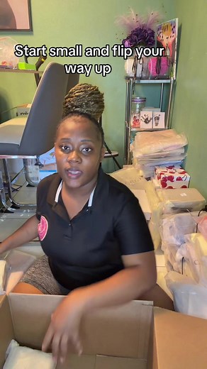 Start That Business Sis! Small Flips to Grow Your Brand