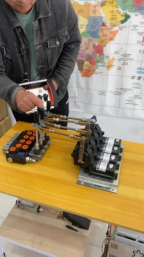 87K views · 155 reactions | Fully automatic waterproof crane proportional wireless remote control,4 functions control proportional solenoid valve remote control.#crane #cranetruck #cranes #craneoperator #cranelove #cranework #cranelife #cranesafety #craneindia #driver #reels #viralreels #tata #hitachi #ashokleyland #volvo #volvotrucks #icb #Fassi #Palfinger #HMF#Effer #PM #UNIC #transport #hydraulic #vinc #kren #remotecontrolcraneoperator | Remote control of lifting machinery | Facebook