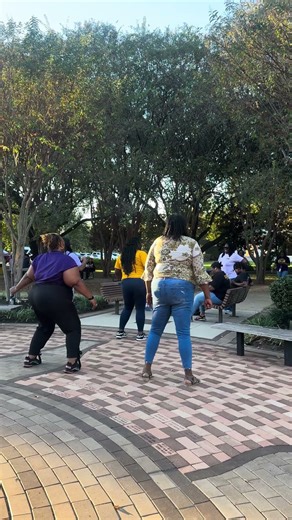 Flex Line Dance Vibes at LSUS Fish Fry 🔥 | SkillzPlus Entertainment