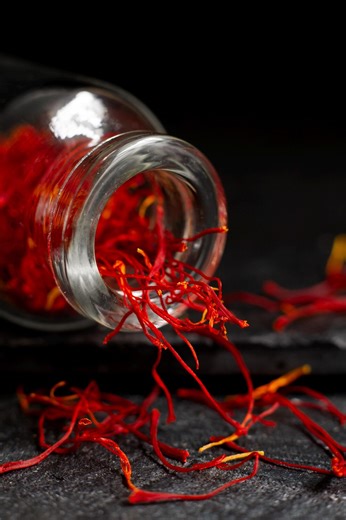 Pure Saffron Threads – 1g – Natural & Fresh - Etsy Canada