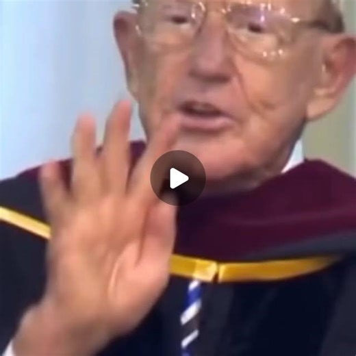 Golf Washington | R.I.P. Lou Holtz.... The iconic football coach who spent… | Stephen Shaya, M.D.