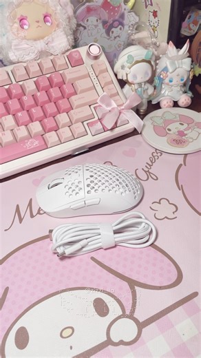 with love, Anzu ୨୧ on Instagram: "My new favorite gaming mouse from @kemovekeyboard ✨ I am obsessed with this TMKB Falcon M1 Wireless/Wired Gaming Mouse from Kemove ! 🖱️🌟 - Honeycomb Design - 2.4G/BT5.2 Wired - 200-24,000 DPI Max - 125-1000Hz - 1000mAh Battery Life - 6 Programmable Buttons - Customized RGB Strip - Software Supported - 50 Million Clicks - 90g Lightweight ——————————————— Gaming mouse, genshin, pc setup, gaming setup, pink tech, cutecore, pink desk setup, tech, Pinterest-aestheti