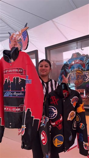 Some jackets are fashion, some are history. 🏀 We got Jeff Hamilton masterpieces on site, including the 2001 Lakers Championship piece worn by Kobe. Pull up to look at the archives and shop our 5 styles. Only at the Foot Locker Takeover experience. | Foot Locker