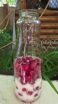 In brief: how to make cherry liqueur