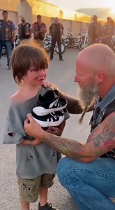 73K views · 6.5K reactions | THE STRANGER WHO STOPPED CHANGED...