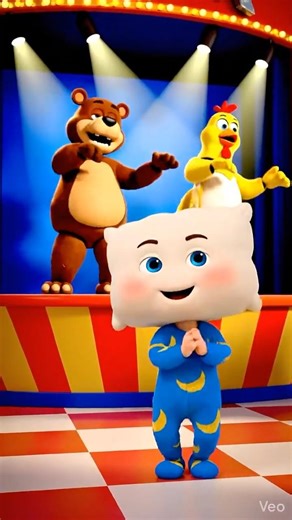 Pillowhead and the Scary Animatronics 🎶🍕🤖