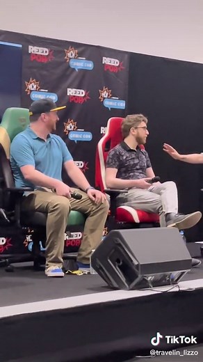 The voice actors of MHA introduce themselves and their characters!! #panel #mha #cliffordchapin #clifford #chapin #bakugo #bakugoukatsuki #kristenmcguire #kamuiwoods #aaronroberts #fandom #kylephillips #kyle #phillips #denki #denkikaminari #justinbriner #midoriya #izukumidoriya #justin #deku