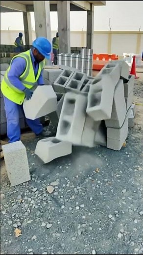 Near Miss While Lifting Concrete Blocks - A Warning for Construction Workers #shortsfeed