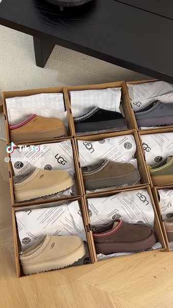 They’re BACK 👀 UGGs from the original factory! ⏳ Available for pre-order now 💥 Get 10% OFF your first online order! #SneakOutlet #UGGvibes #LebanonStyle