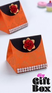 Learn how to craft this adorable gift box in just a few simple steps. Perfect for small surprises! 🎉💝 #tinygiftbox #papercrafts #diygifts #diy #diyvideo #diycrafts #diytutorial #artandcraft #papercrafts #giftbox #origami #giftideas #gifting #gifts #craftideas #crafting #handmade #howto #tutorialvideo | D.I.Yay