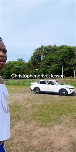 Video de SHEMAR (@shemar_shemar) relacionado con “Driver's Lesson”