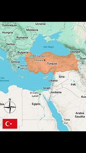 Sabías que Turquía es uno de los pocos países del mundo que se extiende sobre dos continentes: Europa y Asia, separados por los estrechos del Bósforo y de los Dardanelos, que conectan el mar Negro con el mar Mediterráneo. Esta ubicación estratégica ha convertido al país en un puente natural entre Oriente y Occidente, influyendo profundamente en su historia, cultura y desarrollo a lo largo de los siglos. Además de su posición única, Turquía posee una riqueza histórica y cultural excepcional. Entr