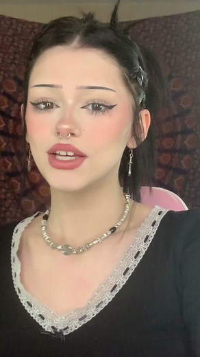 Gorgeous Dollar Tree Lipgloss Review