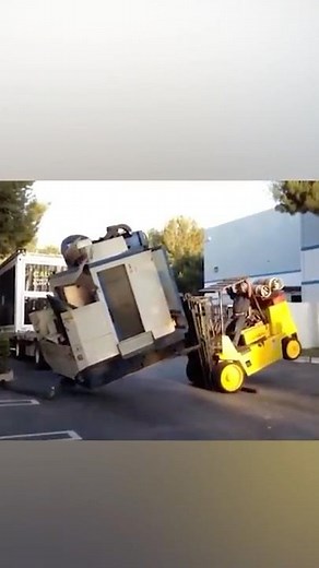 Machinists React to Machine Shop Fails