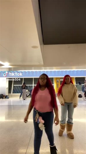 2 Queens ateee this dance @Sannielove$ @kiisohidden FOLLOW them please!! #dancers #fyp #trend #duo #fanpage Fan made account sharing my favorite dancers! More of them tagged on my bio please follow them all, you will enjoy!! Thank you for watching