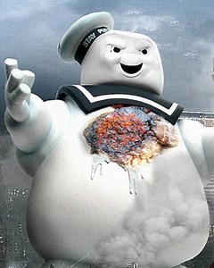 Godzilla Vs. The Stay Puft Marshmallow Man — GeekTyrant