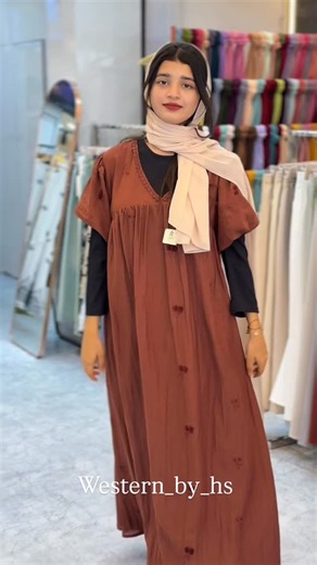 Western by hs on Instagram: "Gown . . . . Sales.marketing.fashion.trend.model.gown #western#cordset #maxidresses#trending #fashionstyle#outfit#trend#instalike#westernbyhs"