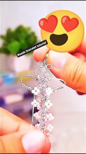 Handmade beads bracelet tutorial(Bead bracelet banane ka tarika)#handmade#shortsfeed #handmade#craft