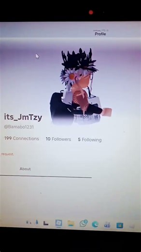 Got A Scammer In MM2 #scammer #shorts #viral #roblox #trending #itsmeissie