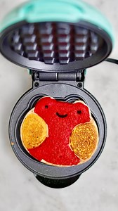 75K views · 2K reactions | Super CUTE Yellow and Red Frog Mini Waffle ❤️劉 I don’t need nobody…I’m gonna eat this waffle all on my own  #waffles #miniwaffles #wafflehouse #proteinwaffles #waffels #wafflewednesday #waffleswaffleswaffles #waffleart #kcchiefs #colorfulfood #wafflicious #frog #miniwafflemaker #wafflemaker #wafflelove | Spiced Up Mom | Facebook