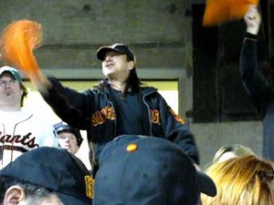 Watch: That Time Steve Perry Led The World Series Crowd In Journey Songs