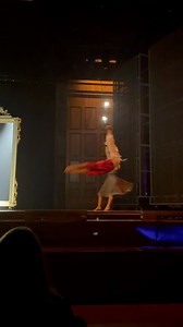 111K views · 2.1K reactions | Je vous parlais de changement de chorégraphie et d’amélioration… le Dôme de Paris a vu apparaître ces danseurs dans les airs et c’est juste superbe ! Le Roi Soleil ☀️ Emmanuel Moire Lou Musique  #leroisoleil #musical #comediemusicale #monessentiel | La Fille En Rouge | Facebook